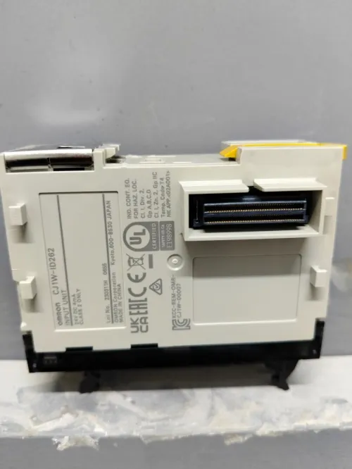 Module pour PLC Omron