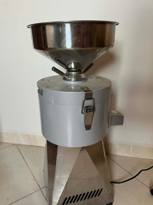 Machine beur de cacouette
