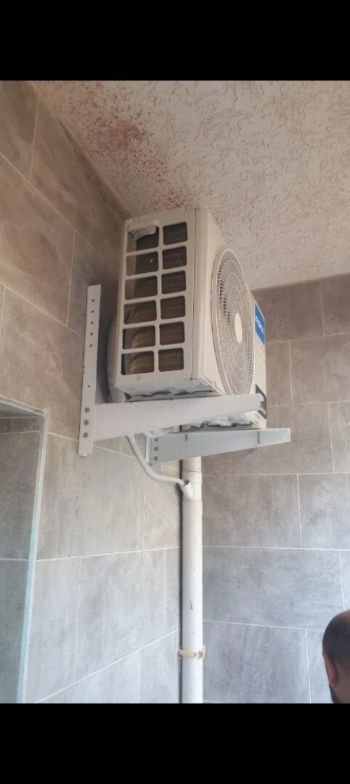 Installation climatiseur et tirage de vide