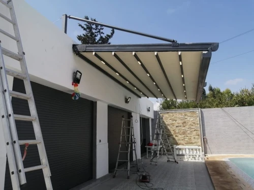 pergola en bache rétractable sur mesure