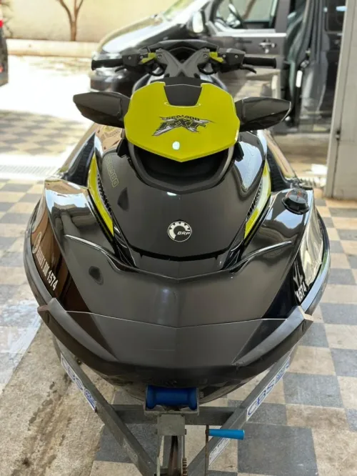 Jet ski seadoo rxt x rs 260