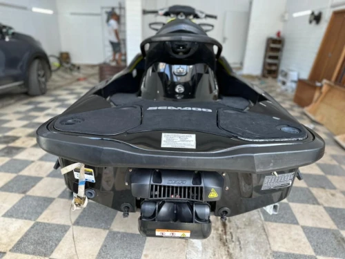 Jet ski seadoo rxt x rs 260