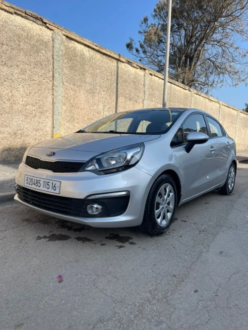 Kia Rio 5 portes 2015 Pop Facelift 