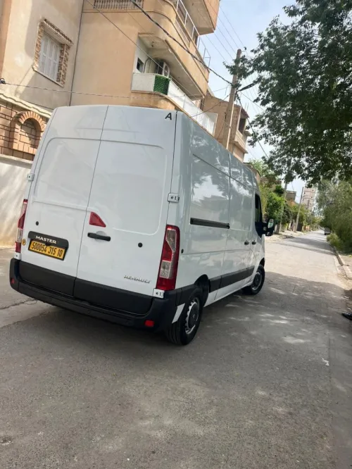 Renault Master 2015