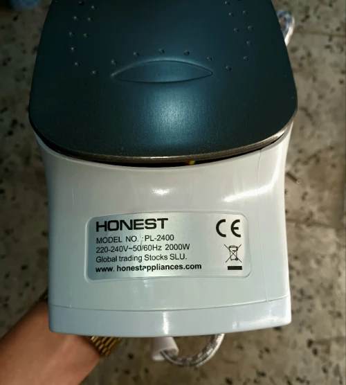 مكواة من نوع honest  بقوة 2000W .