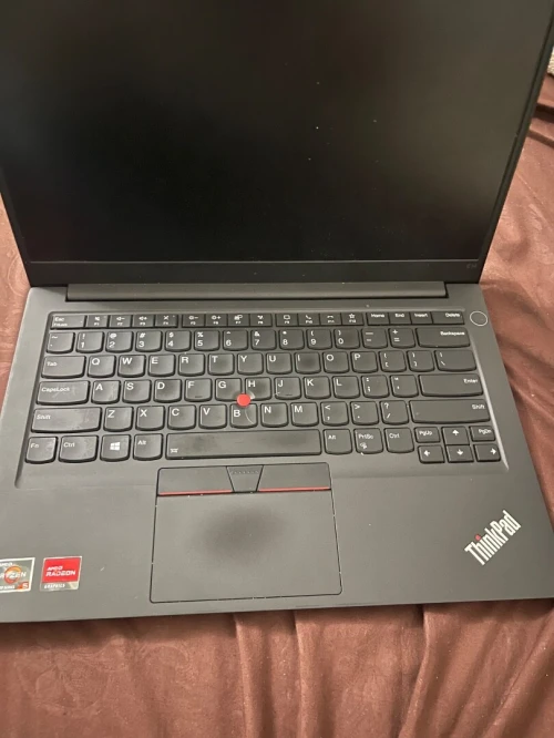 Lenovo thinkpad E14 GENS 4 rayzen 5500u , 16 go ram , 512ssd , 4gb HPU ecran full HD