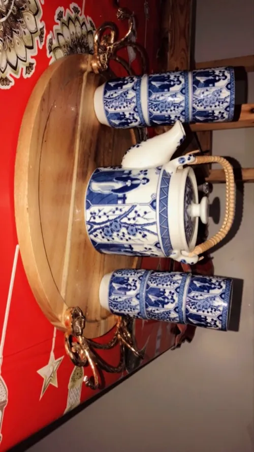 Service á thé en porcelaine et théière vintage la marque NIKKO JAPAN