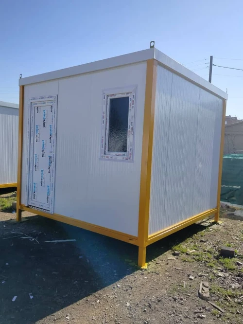 Chalet Poste de garde 3x3 avec pieds et casquette