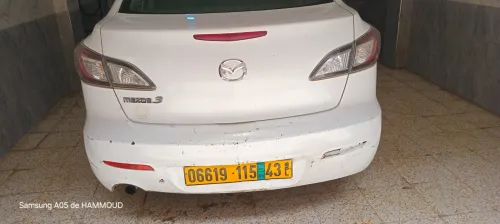 Mazda Mazda3 2015 