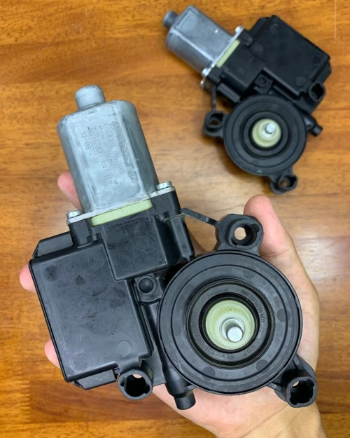Moteur lève-vitre électrique VW Polo/Seat Ibiza/Skoda Fabia - gauche et droit disponibles