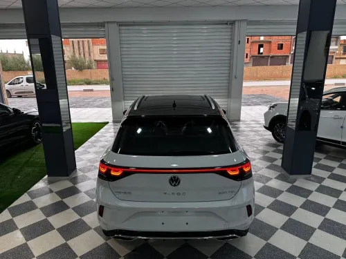 Volkswagen T-Roc 2024 R-Line 