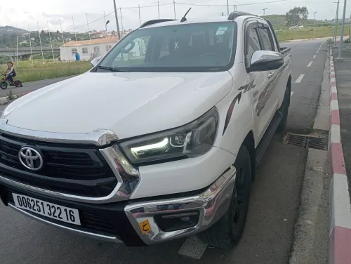 Toyota Hilux 2022 LEGEND DC 4x4 Pack Luxe