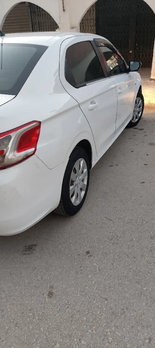 Peugeot 301 2013 Active