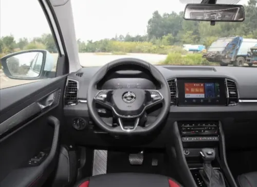 Skoda Karoq 2025 Luxury edition