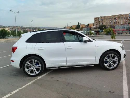 Audi Q5 2010 S Line Pack Tech