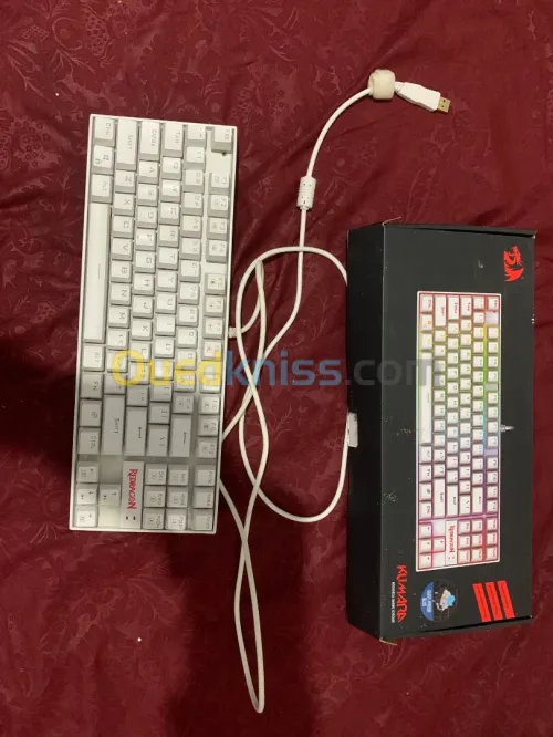 Clavier etat 10/10 | redragon kumura whote edition tkl
