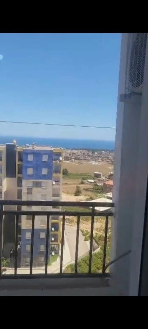 Location Appartement F3 Skikda Collo 3