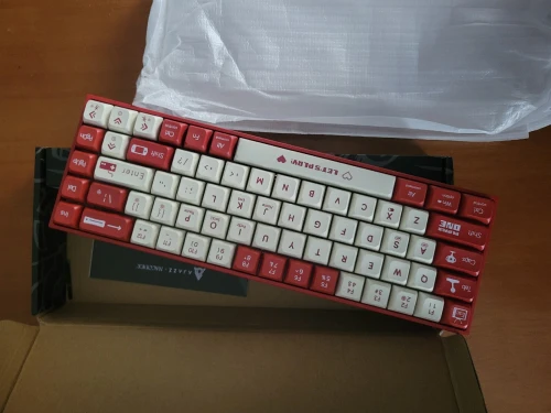 Clavier mécanique Ajazz ak680