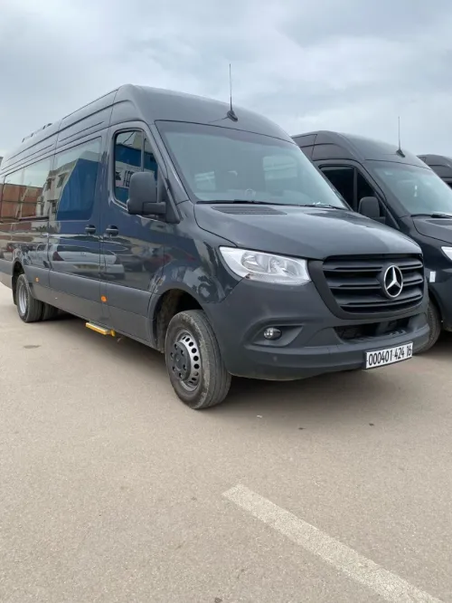 LOCATION DE BUS MERCEDES TOUR TRANSIT