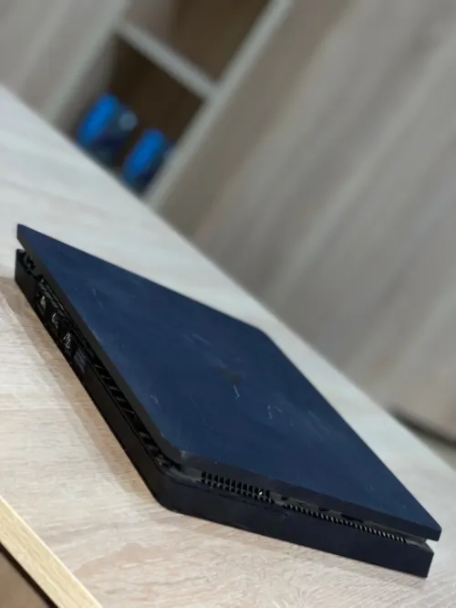 PS4 SLIM FLASH CABA