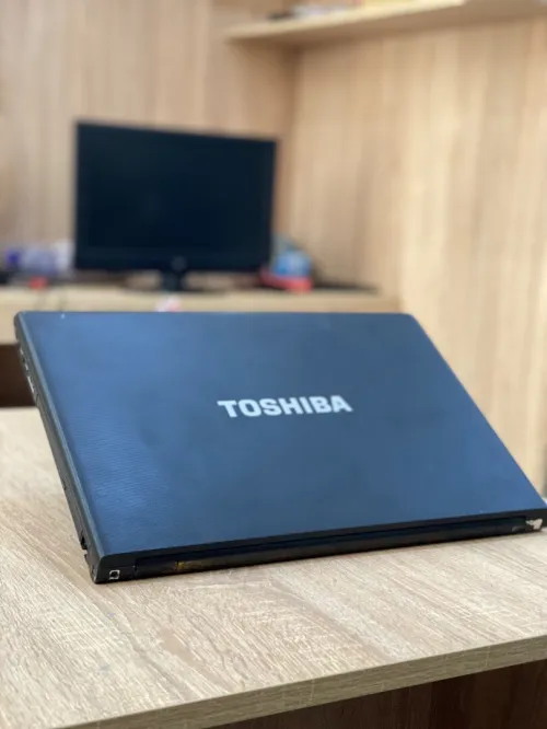 LAPTOP TOSHIBA I5 3210M 8/500GB CABA