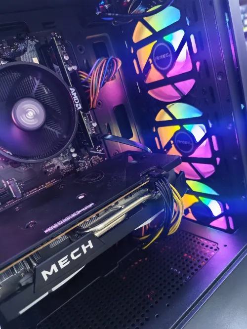 PC GAMER ( RYZEN 5 3600 + RX6600XT 8GB OC + 16GB + 256GB SSD ) 