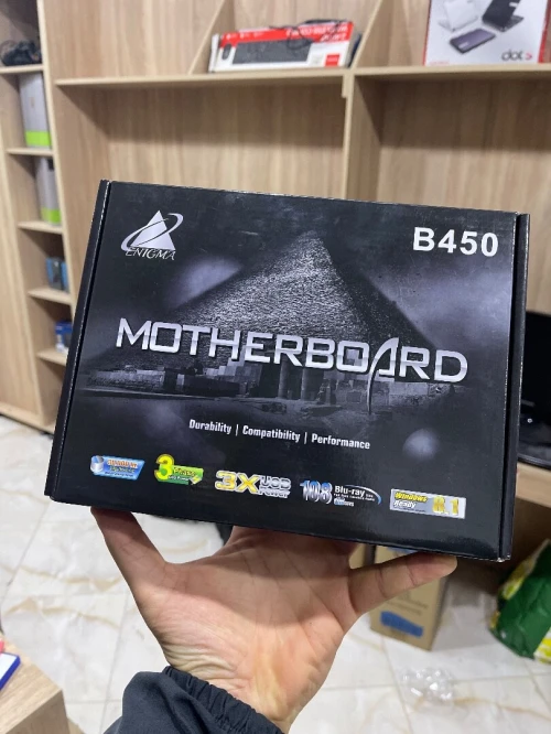 MOTHERBOARD B450