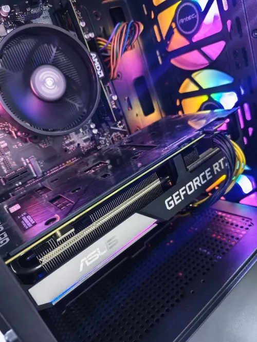PC GAMER ( RYZEN 5 5600 + RTX 3060TI + B550M + 16GB + 256GB SSD ) GARANTIE MAGAZINE