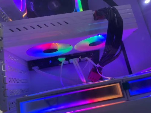 PC GAMER AFFAIR Rx580 White rgb