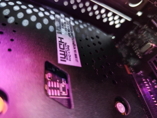 PC GAMER ( RYZEN 5 3600 + RX6600 8GB + 16GB + 256GB SSD ) 