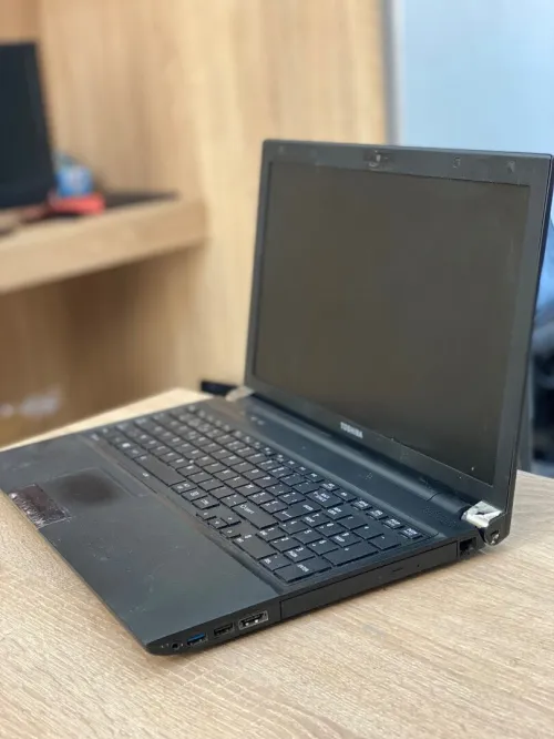 LAPTOP TOSHIBA I5 3210M 8/500GB CABA
