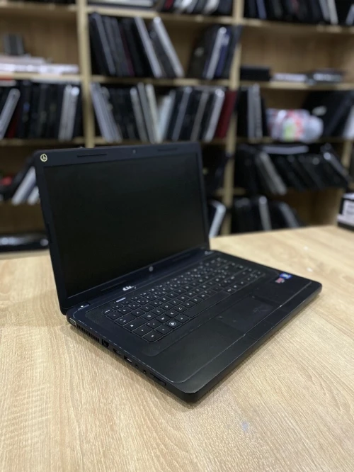 LAPTOP HP AMD E300 4/320gb