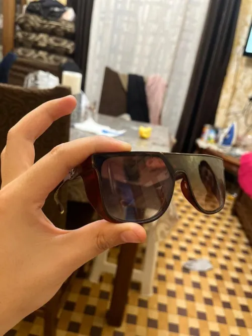 RAY-BAN ORIGINAL avec sacoche offerte 