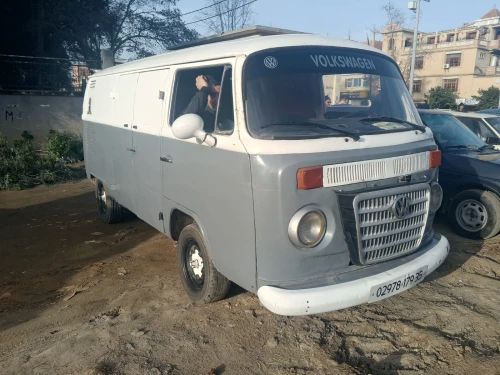 Volkswagen Van 1979 T2