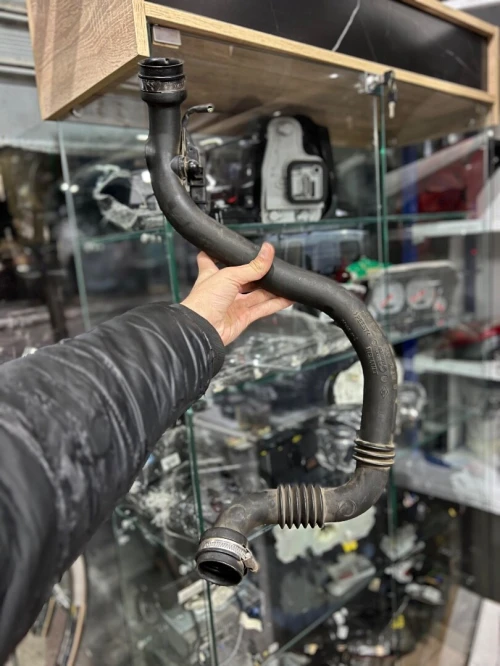 Durite turbo Clio 3 1.5DCI casse original