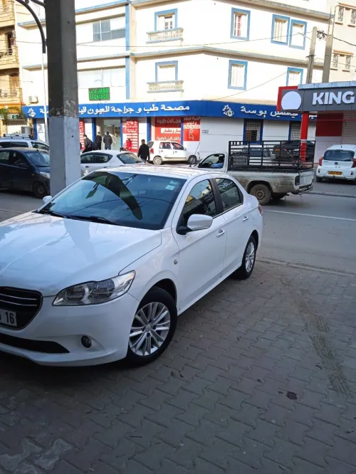 Peugeot 301 2015 Allure