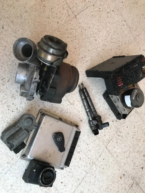 Mercedes  pièces turbo abs brc injecteurs kit complet