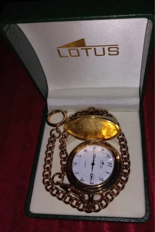Montre de poche Lotus Quartz dorée  Chaîne complète  boîte verte