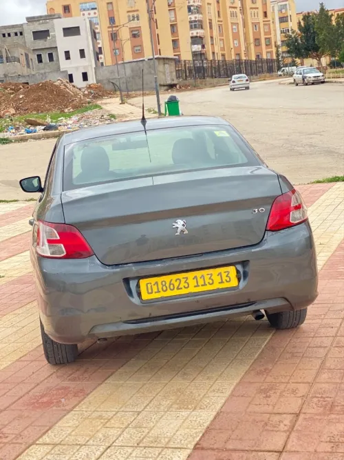 Peugeot 301 2013 Active