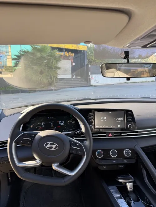 Hyundai Elantra 2025 GLX
