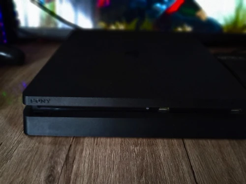 non flashps4 slim 2 controller+CD uncharted 1+2+3
