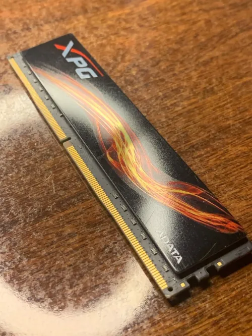 RAM DDR4 8GB XPG ADATA 2666MHz أصلية