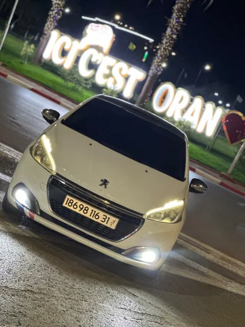 Peugeot 208 2016 Allure Facelift