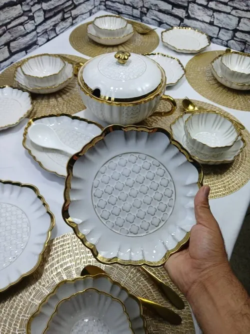 Service a table 23 pieces