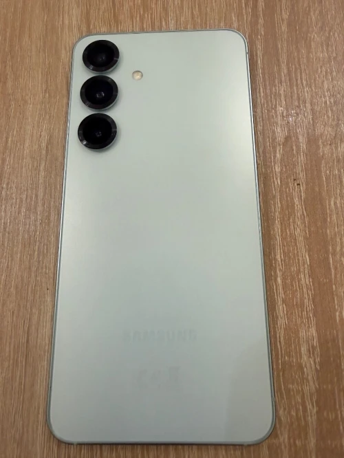 Samsung S25