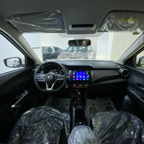 Nissan KICKS 2025 