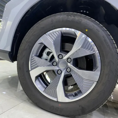 Geely X6 2025 pro
