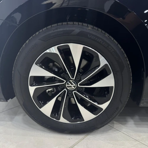 Volkswagen Passat 2025 