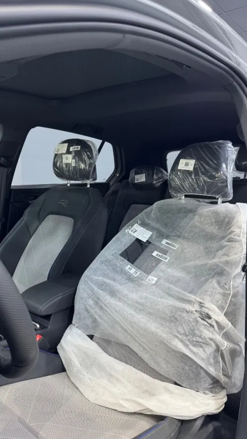 Volkswagen Golf 8.5 2025 R-LINE