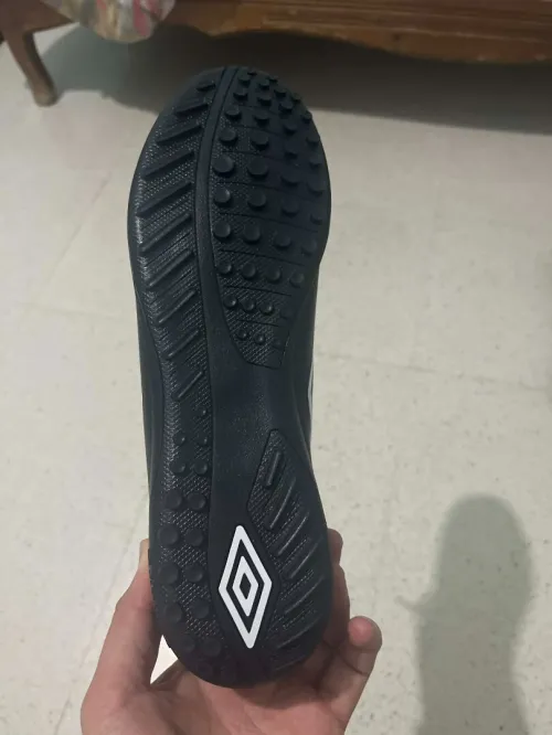 Soulier umbro original
